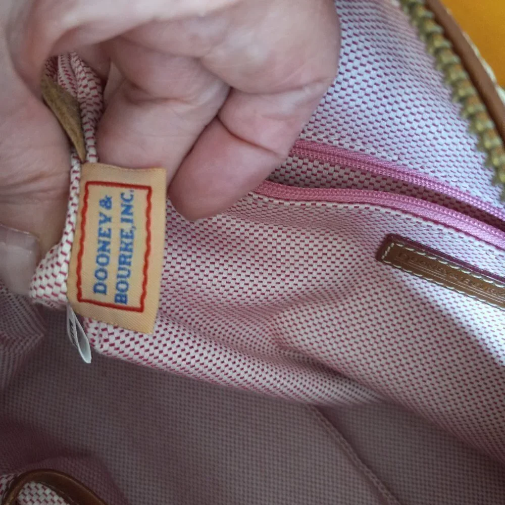 Dooney & Bourke this dooney